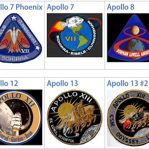 Puede incluir: Un collage de nueve parches de la misión Apolo de la NASA. Cada parche presenta un diseño único con un fondo azul, rojo o blanco. Los parches incluyen los nombres de los astronautas y el número de la misión.
