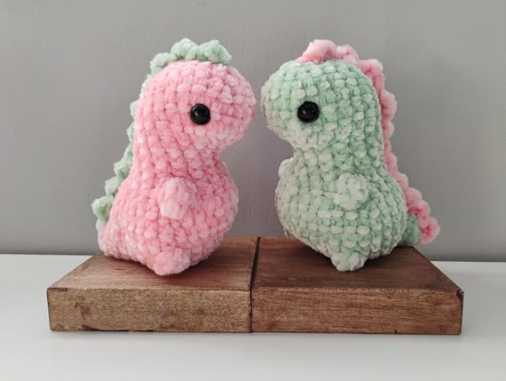 Crochet T-Rex Plushie Couple: Handmade Amigurumi Dinosaur Pair