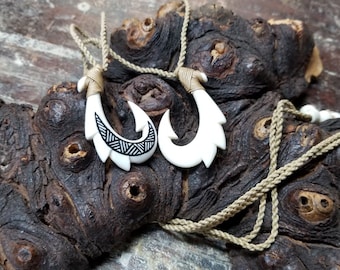 Tapa Bone - Fishhook Polynesian Style Necklace - Bone