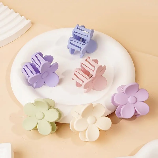 Small Flower Claw Clip 6 pack Daisy clip Colorful Flower Hair Claw Floral Hair Accessories Claw Clip Hair Floral claw clips