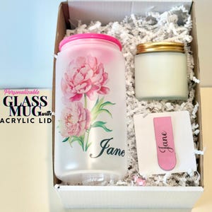 Caixa de presente de flores de nascimento personalizada para sobrinha Pacote de autocuidado para filha pré-adolescente Copo de vidro com nome floral Presente de aniversário para neta