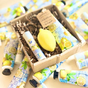 Bachelorette party thank you gift Main Squeeze Bridal Shower Favor Lemon Hand Cream Lip Balm Soap Set Lemon Themed Gift Box Thank You Favor