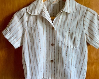 Vintage Brownie Shirt Size 7.5 Child Size Girl Scout Uniform Badges