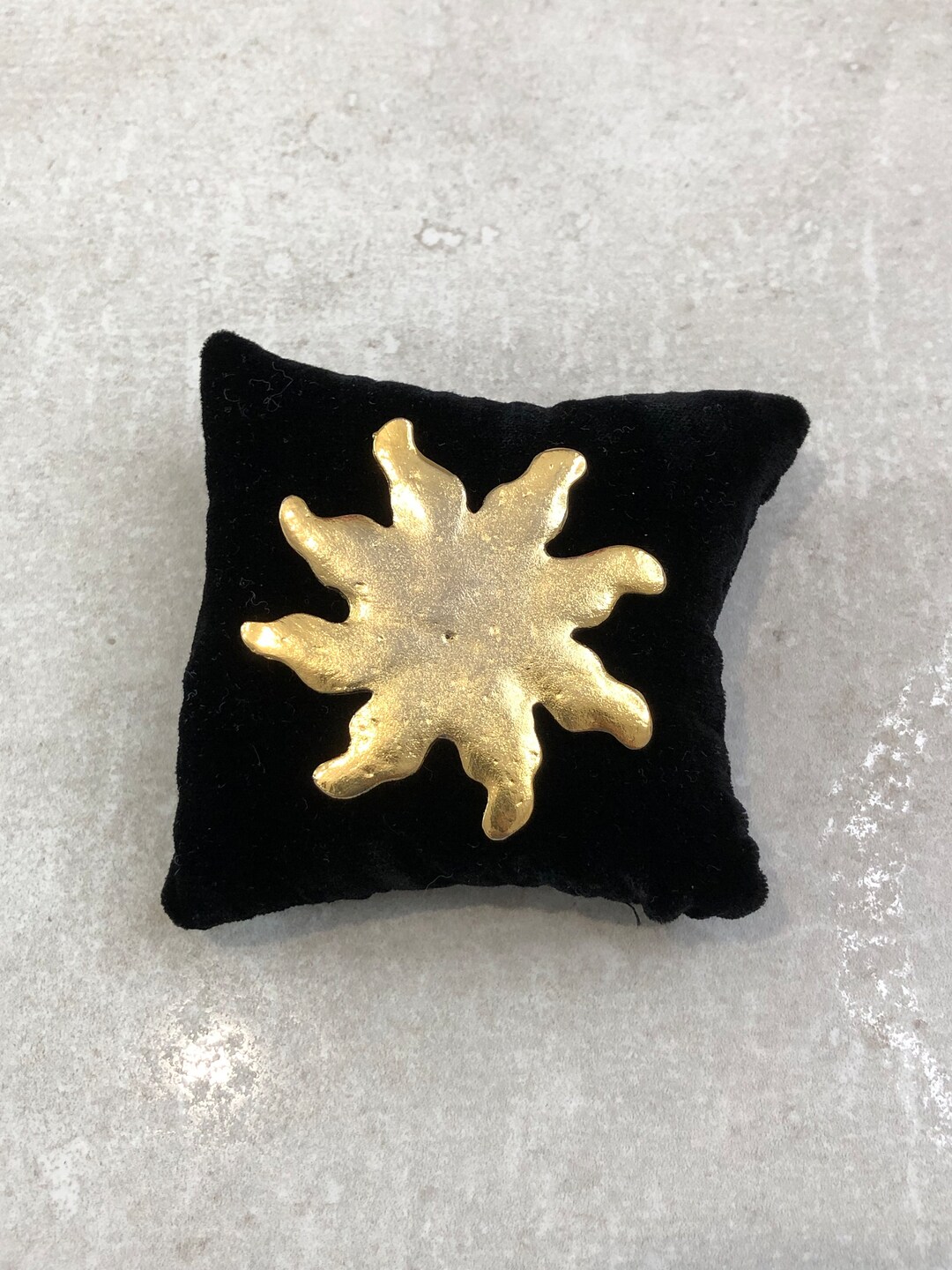 Broche Signée Jacky De G - Pièce Unique En Résine, Vintage