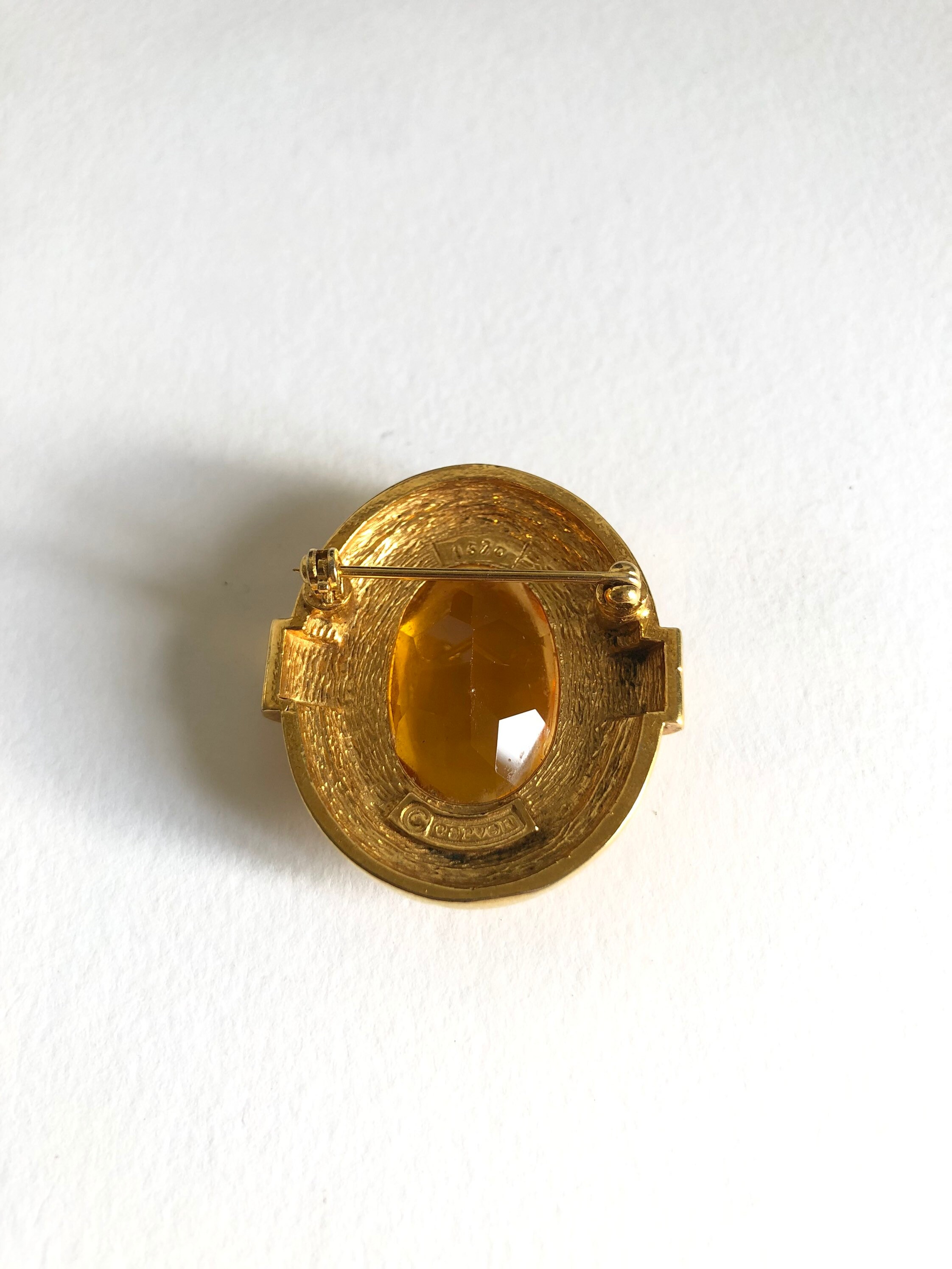 Broche Vintage CARVEN Haute Couture - Bijou De Créateur Doré - Modèle N116 - Occasion