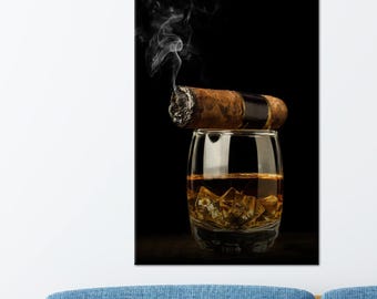 Lienzo decorativo de whisky y cigarros, decoración de bar masculino, impresión de cigarros ahumados de lujo, obra de arte de cueva de hombre oscuro para oficina o bar en casa.