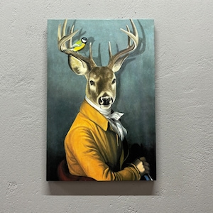 Arte em tela de veado em terno: decoração de parede do reino animal