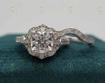 Retro Vintage 2.10 Ct White Cushion Cut Moissanite Engagement Ring Set in 925 Sterling Silver, Wedding Band Set, Art Deco Antique Bridal Set