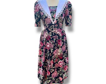 Pretty Vintage 80s Floral Cottagecore Dress Lace Collar Medium