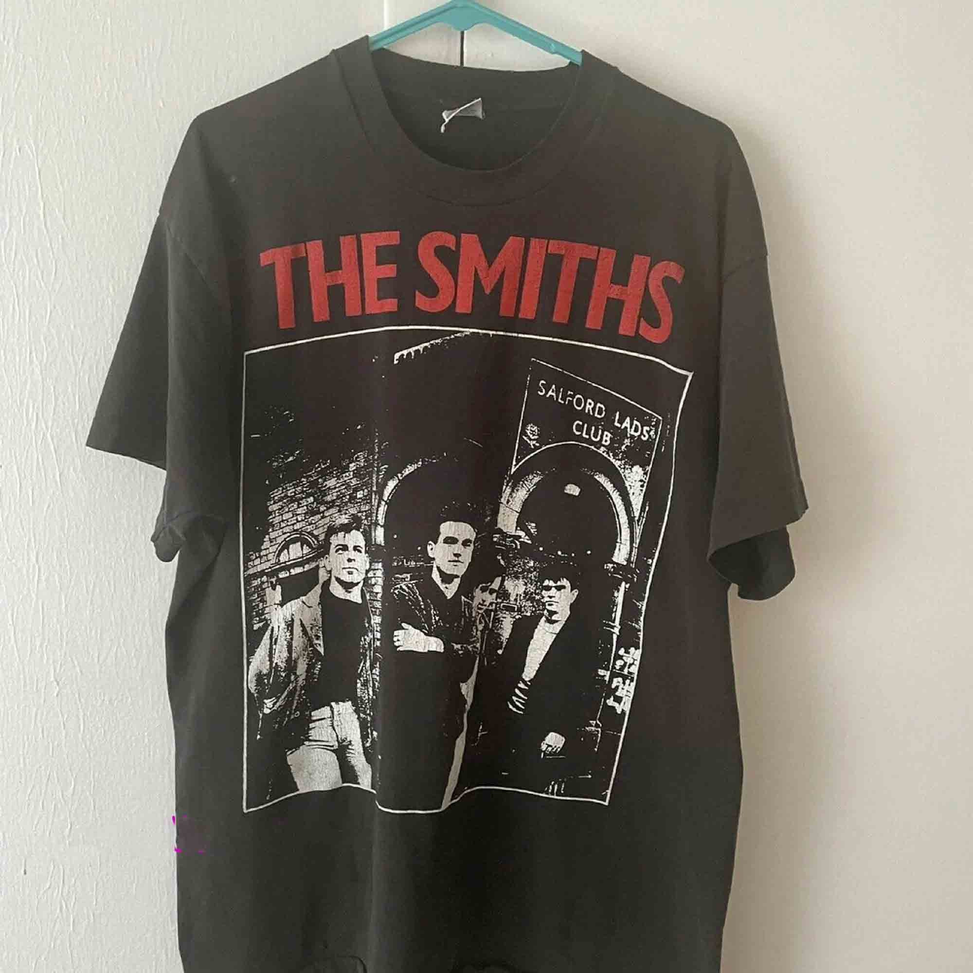 Discover Vintage 90s The Smiths T Shirt, The Smiths rock band tour concert unisex t shirt