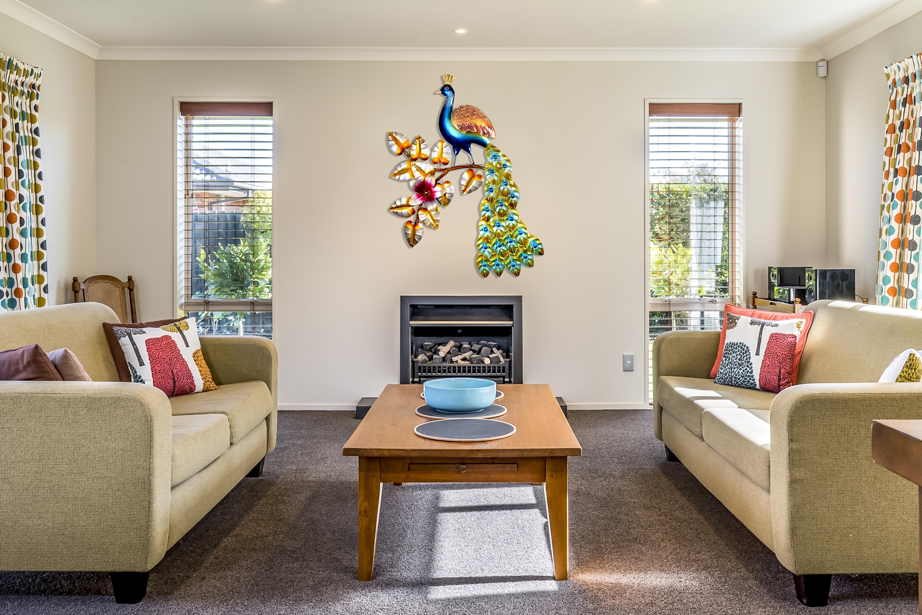 金属製の孔雀の壁飾り：カラフルな動物の彫刻（25 x 18インチ） - Etsy