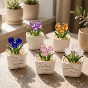 Personalizowana szklana doniczka na tulipany, prezent rocznicowy dla pary, prezent z imieniem i datą, romantyczna pamiątka, dekoracja kwiatowa na zawsze FM64