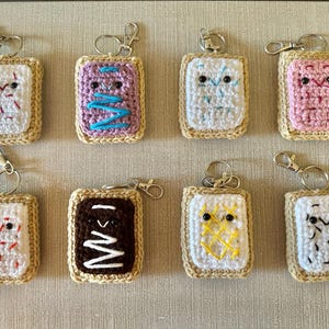 Patrón de crochet / Llavero Poptart / Llavero Poptart con comida de juguete / Patrón de crochet descargable para principiantes