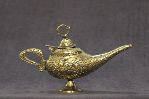 Aladdin Magic Lamp, Vintage oil lamp, Aladdin Lamp, Magic Lamp, Table Decor, Home Decor, Office Decor, gift, Brass Casting