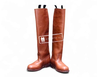 Handgefertigte Lederreitstiefel im Stil eines klassischen Offiziers