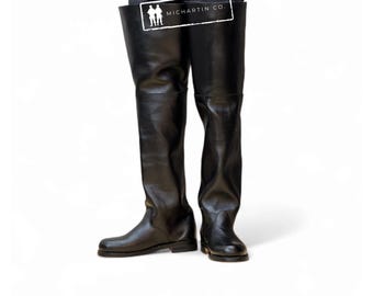 Stivali alti fino alla coscia in pelle nera fatti a mano: stile