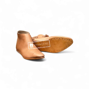 Handcrafted Natural Leather Medieval Low Ankle Shoes, Authentic Historical Footwear for Renaissance Faire, LARP & Reenactment
