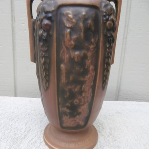 Roseville Pottery Vase Florentine 8&quot; Excellent Mint Condition Arts & Crafts USA