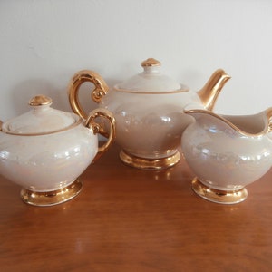 Vintage Acme Craftware USA Iridescent Pearl Lustreware Tea Set Pot Sugar & Creamer 22 K Gold
