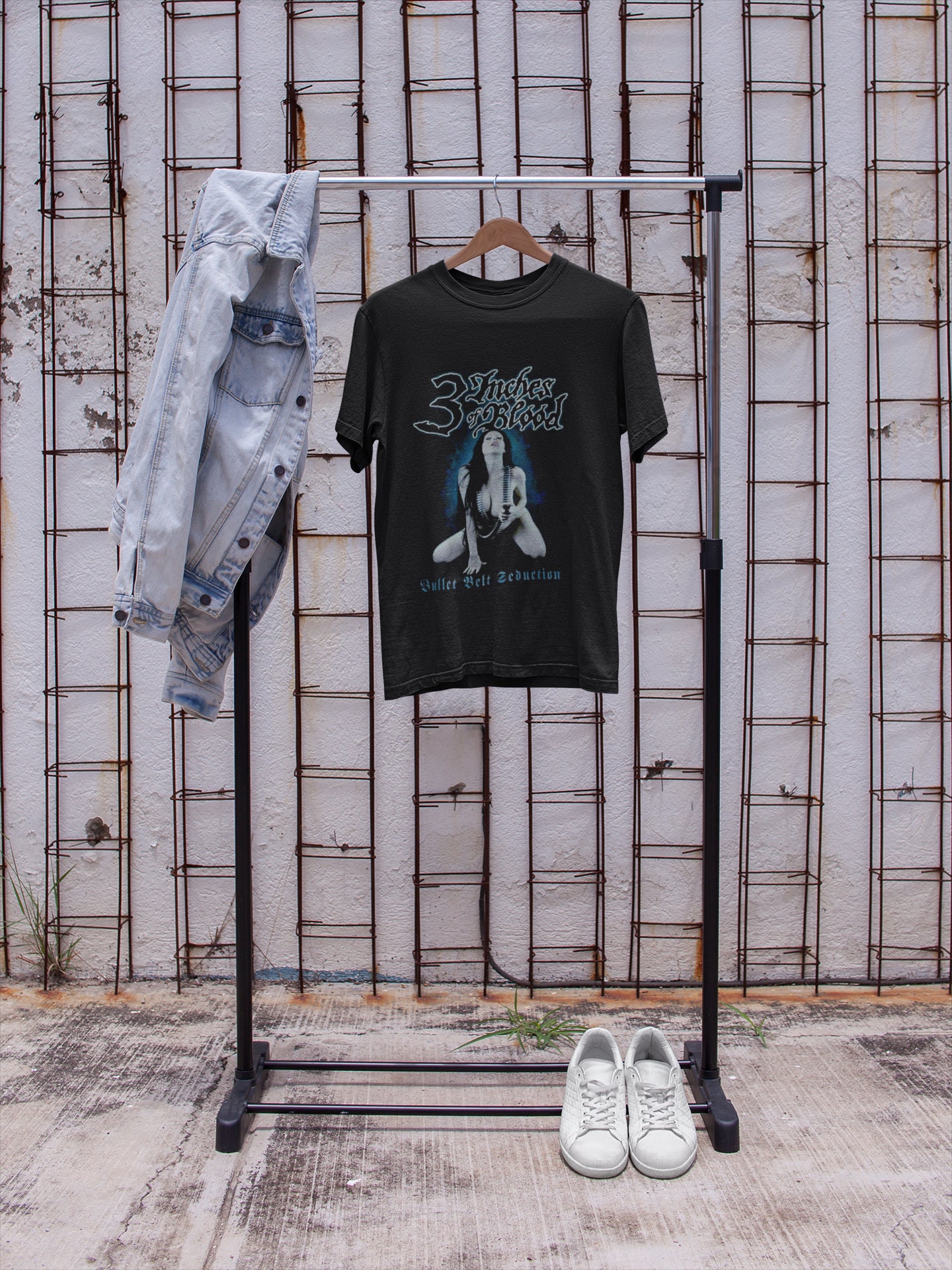 3 Inches of Blood Shirt - Etsy Canada