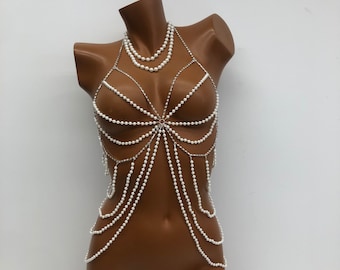 Ensemble rave en perles avec chaîne - Soutien-gorge en perles - Robe en chaîne boutonnée de danseuse - Bijoux de corps pour festival - Chaîne de soutien-gorge