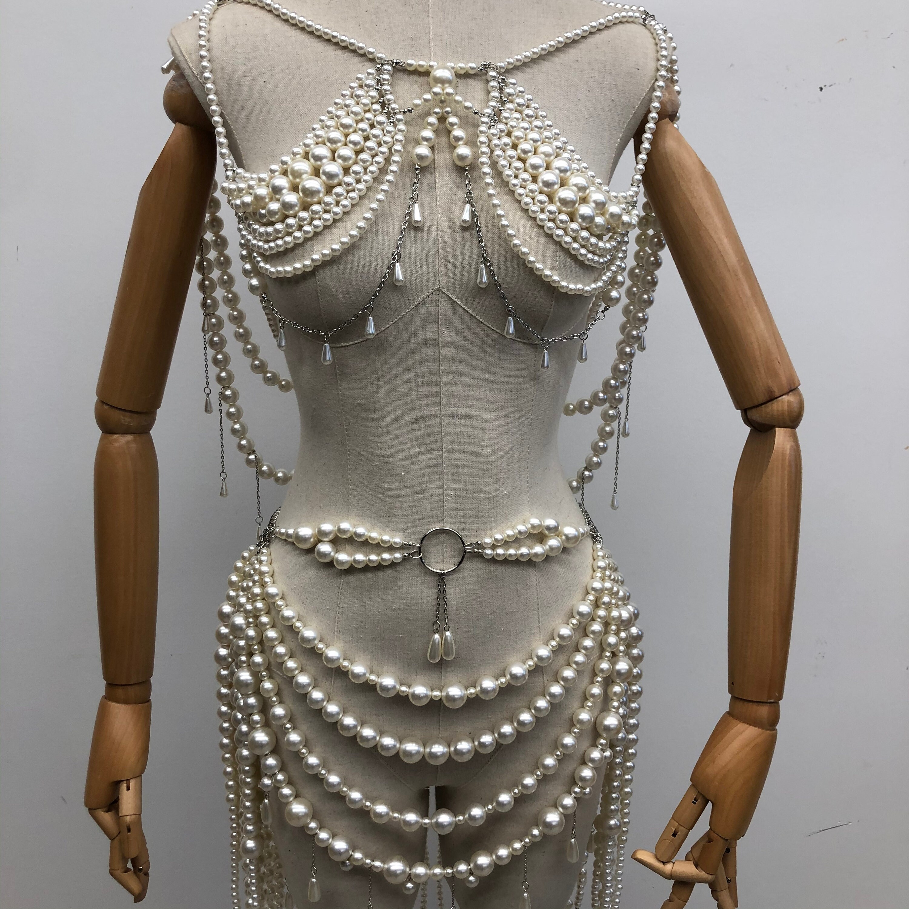 RARE CHIC PEARL BODY JEWELRY SUPENDERS ? Women main image 2