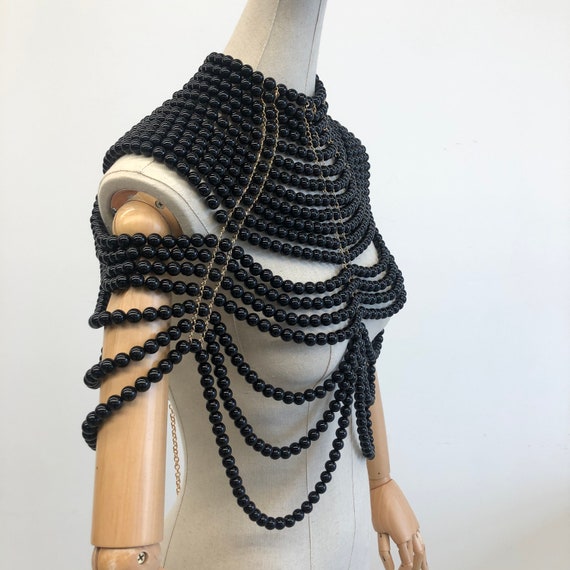 Collier De Perles Rouges Multicouches Sur Velours Noir - 18" - Neuf Avec Pochette Cadeau - Marque Mosaic