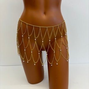Falda de cadena corporal, joyería navideña, cadena de cintura de perla, atuendo corporal sexy, cadena de ombligo, cadena de cintura dorada, joyería corporal.