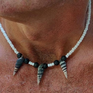 Halsband med naturligt snäckskal och Murano-glaspärlor, surfhalsband i rostfritt stål, perfekt sommarfestpresent, present till havs- och surfälskare