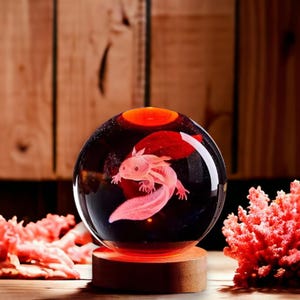 3D アホロートル クリスタル ボール | レーザー彫刻ナイト ライト | 色が変わる LED ランプ | アホロートルの部屋の装飾 | ユニークなギフトのアイデア