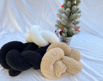 Medium Snuffle Knot Enrichment Toy