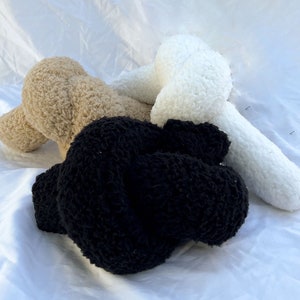Small Snuffle Knot Enrichment Toy