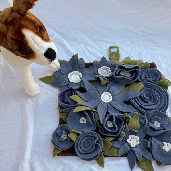 Blue Flower Garden Snuffle Mat for Pet Enrichment