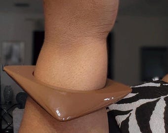 Brown Square Shape Bangle