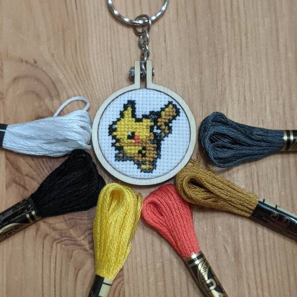 Pikachu cross stitch Etsy España