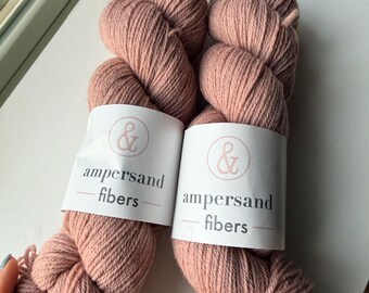 Ampersand Fibers/ corriedale fingering/ Pompadour 01