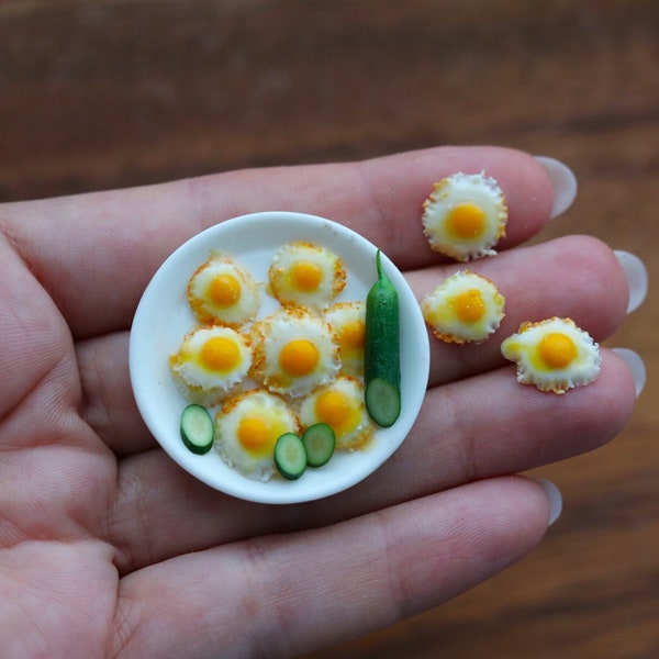 fried eggs for dolls, dollhouse, scale 1:12 , realistic miniature food for a dollhouse, omelette for dolls