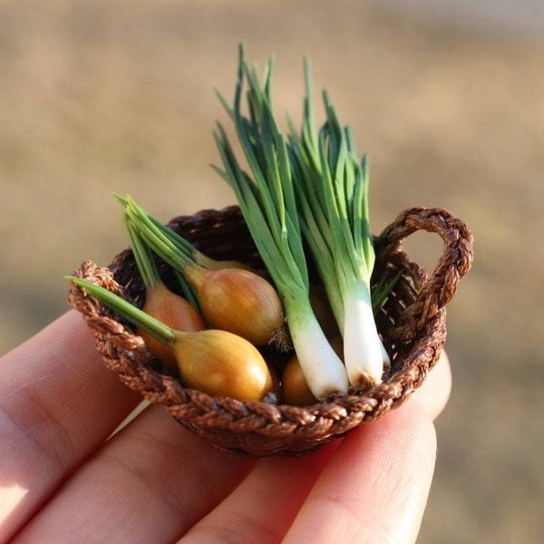 Green onions and onions for a dollhouse in 1/12 scale Miniature  Vegetables For Dollhouse 1:6 Scale Mini Vegetables Dollhouse Accessories