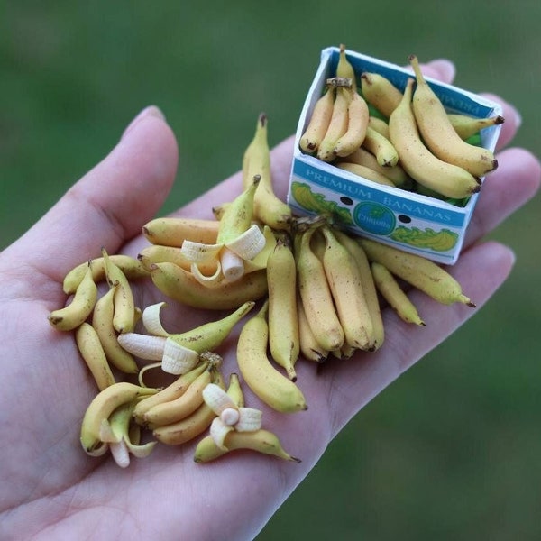 Miniature fruit for doll, Dollhouse miniatures, 1:6 scale banana, Miniature food, Realistic fake fruit, doll accessories