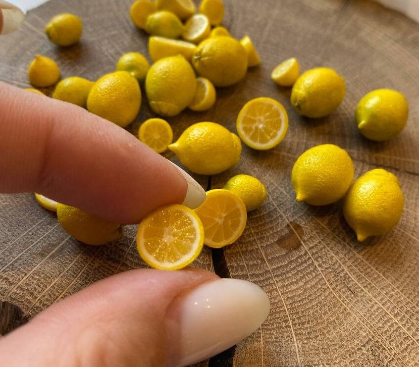 Miniature lemon , Dollhouse food, Food for dollhouse, Mini food, Doll food, Miniature fruits and vegetables, Miniatures, Mini oranges