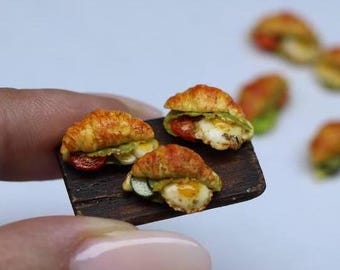 Miniature croissant 1/6 1/12 scale, Mini food, Miniature French bakery, Realistic fake croissant