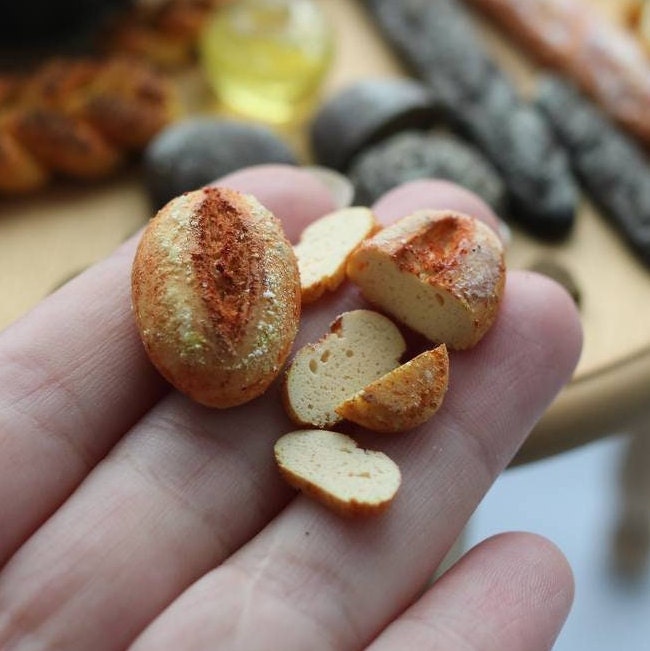 Miniature white bread, Miniature Round bread, Scale 1/12, Scale 1/6 French bread, Miniature Bakery, Food for Dolls,