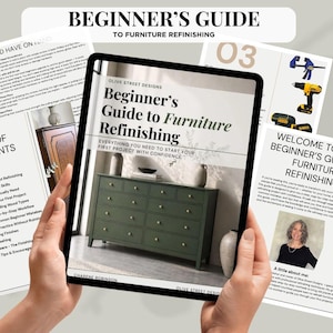 Op de afbeelding: Een tablet met "Beginnersgids voor meubelrestauratie" met extra pagina's met gereedschap en een inhoudsopgave. De gids toont een groene dressoir en een foto van een vrouw. De tekst luidt "Alles wat je nodig hebt om met vertrouwen aan je eerste project te beginnen."
