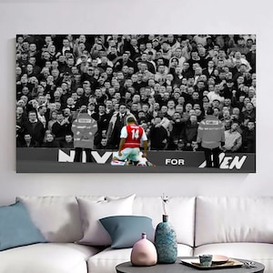 Thierry Henry Poster, Arsenal Canvas, Thierry Henry Canvas, Thierry Henry Print Art, Football Canvas, Arsenal Poster, Framed or Unframed