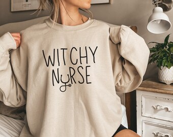 Enfermera sudadera mujer, camisa de enfermera bruja, sudadera de Halloween para enfermera, regalos de enfermera espeluznante, reconocimiento de enfermera, nuevo regalo de graduación de enfermera