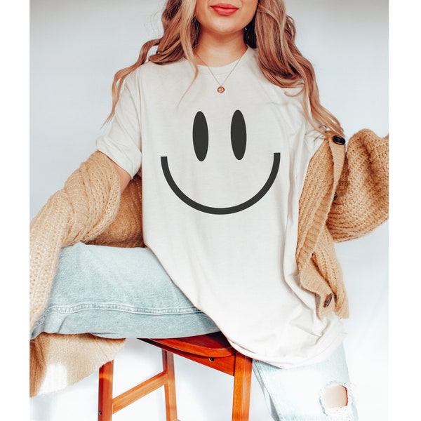 Vintage Happy Face Shirt, Retro Smiley Face T-shirt, Trendy Oversized Tshirt Women, Cute Positivity Gifts for Her, Aesthetic Good Vibes Tee