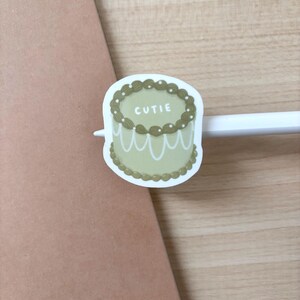 Sticker mignon gâteau matcha | autocollant en vinyle résistant à l'eau, journal, agenda, ordinateur portable, téléphone