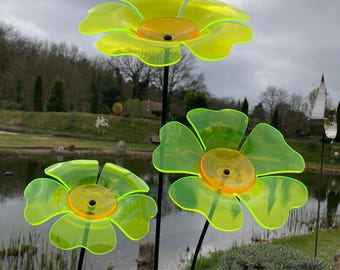 Fluorescent Garden Stake Poppy Suncatcher 3-piece Set - M/L/XL