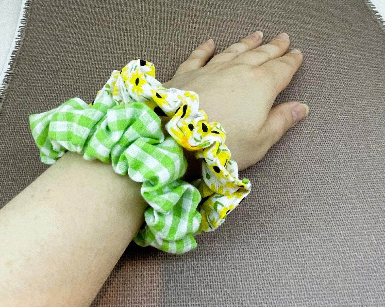 Sunflower & Green Gingham Scrunchie Set – Handmade Cotton Hair