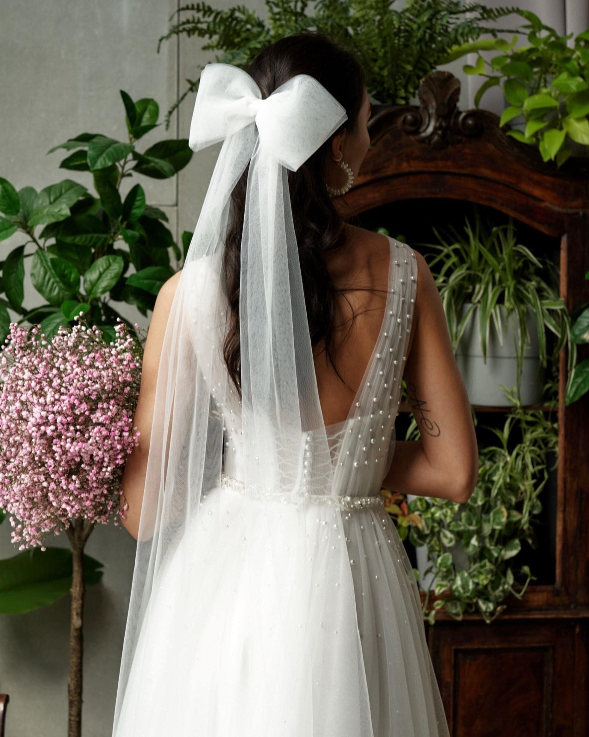 White Mesh Tulle Bow Wedding Veil With Attached Clip White Tulle Bride Hair Bow, Bridal Veil Alternative, Pearl  main image 4